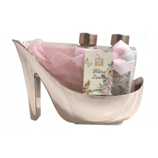 Set cadou cu 2 produse aroma maracuja si 1 burete in pantof roz Set cadou cu 2 produse aroma maracuja si 1 burete in pantof roz